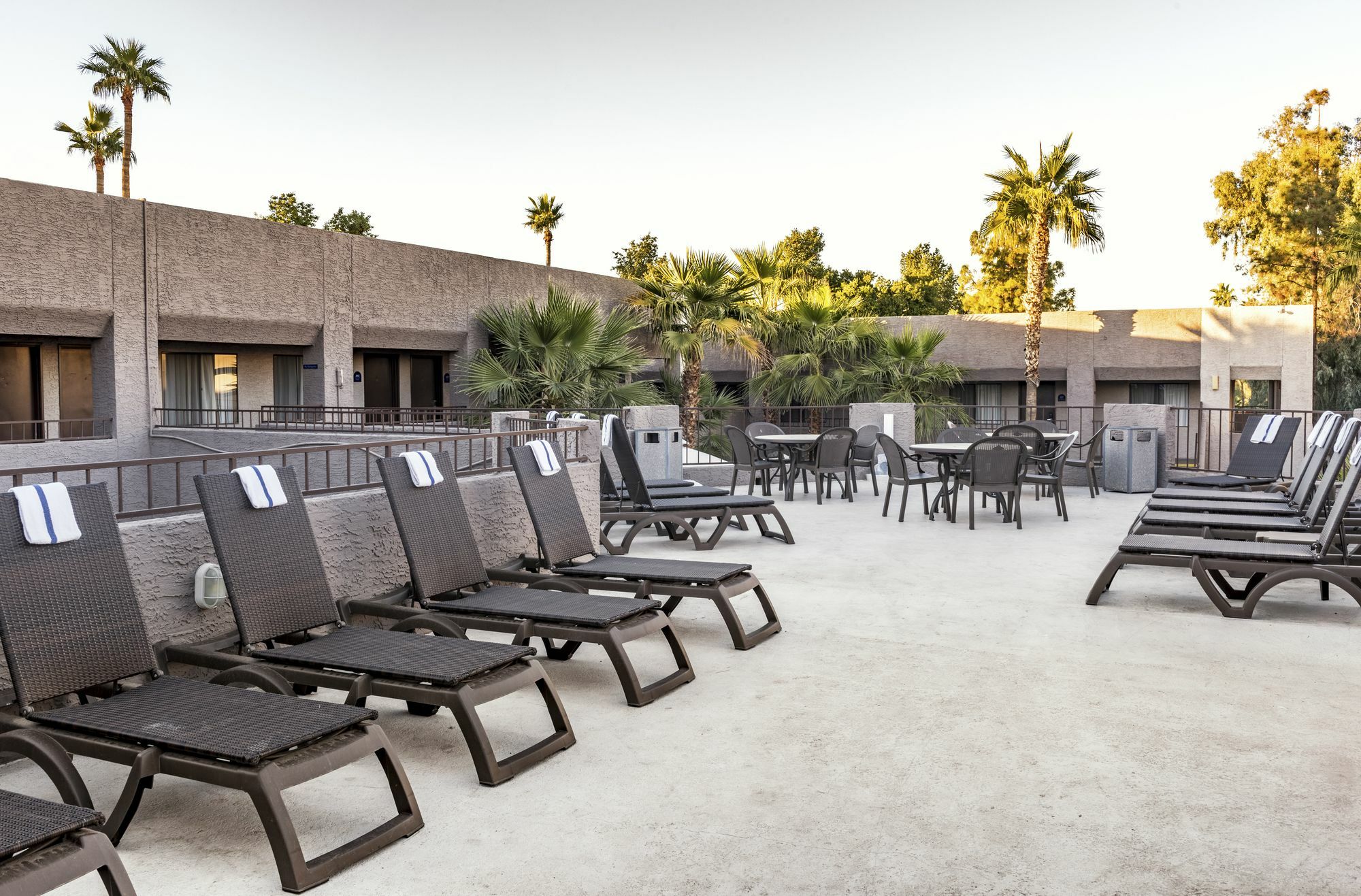 Hotel Tempe/Phoenix Airport Innsuites Hotel & Suites 外观 照片